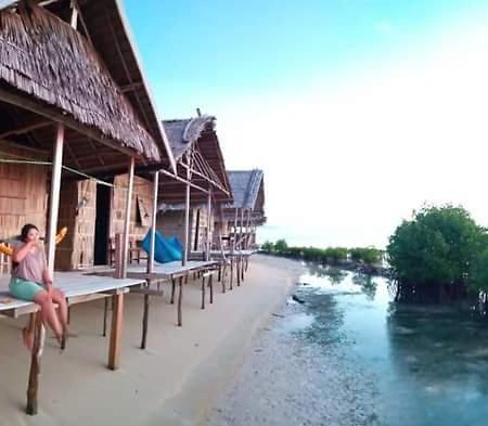 Mawar Homestay Besir Exterior foto
